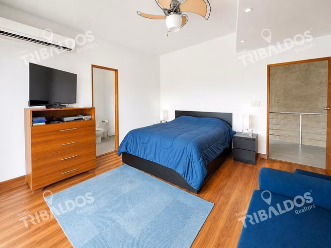 Venta de Residencia Moderna en Coronado