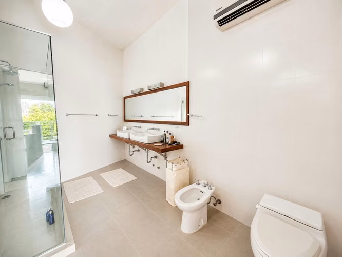 Venta de Residencia Moderna en Coronado