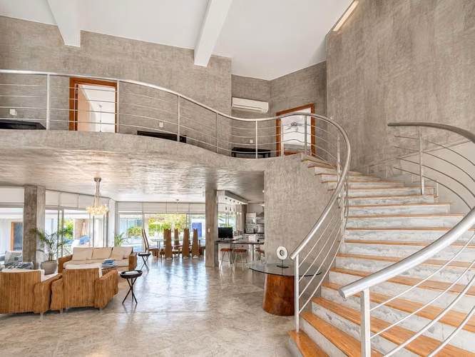 Venta de Residencia Moderna en Coronado