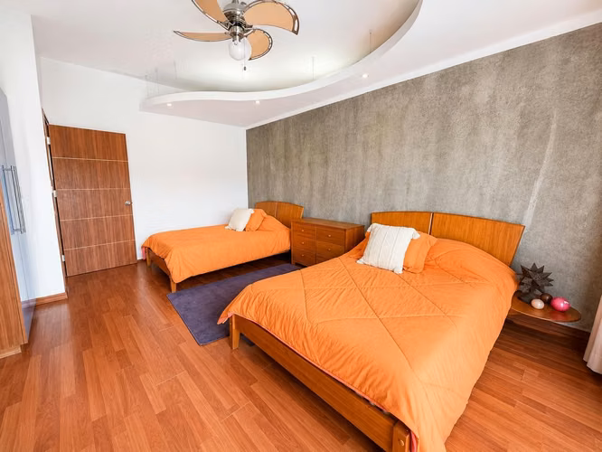 Venta de Residencia Moderna en Coronado