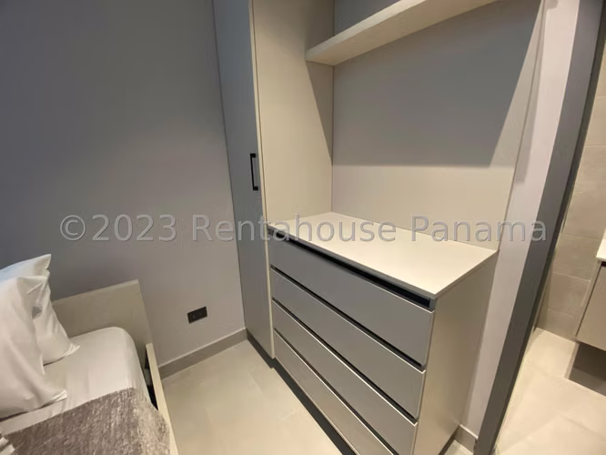 Vendo Apartamento en carrasquilla park square OF 26-252