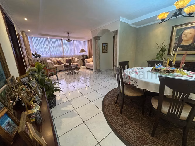 Vendo Apartamento en Betania OF26-6822