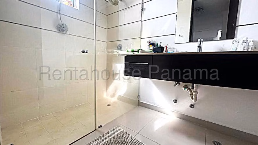 Alquilo Casa en Costa Sur villa sur OF 26-8070