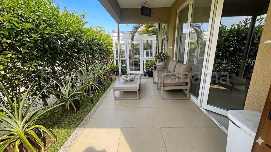 Alquilo Casa en Costa Sur villa sur OF 26-8070