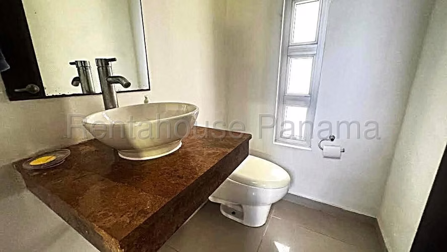 Alquilo Casa en Costa Sur villa sur OF 26-8070