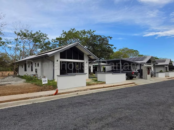 House for Sale in Pedasi JG