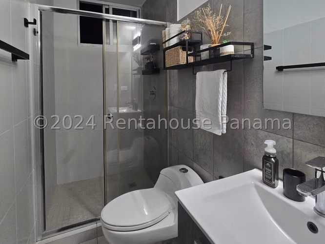 Alquiler de Apartamento en Carrasquilla Ph MidPark KC
