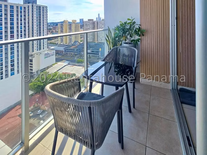 Alquiler de Apartamento en Carrasquilla Ph MidPark KC