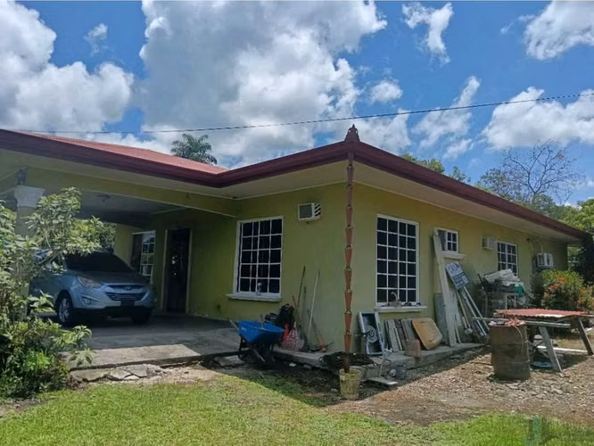 VENTA PROPIEDAD 1,600M2 CON 2 CASAS EN PASO CANOAS