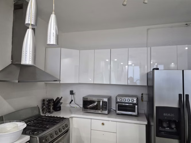 APARTAMENTO AMOBLADO FRENTE AL MAR EN VENTA