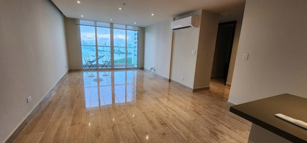 Alquiler en PH The Regent Country Club – Costa del Este