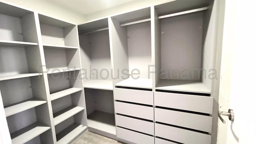 Venta de Apartamento en Paitilla 26*7263Mfk