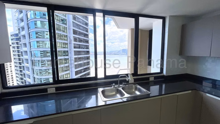 Venta de Apartamento en Paitilla 26*7263Mfk