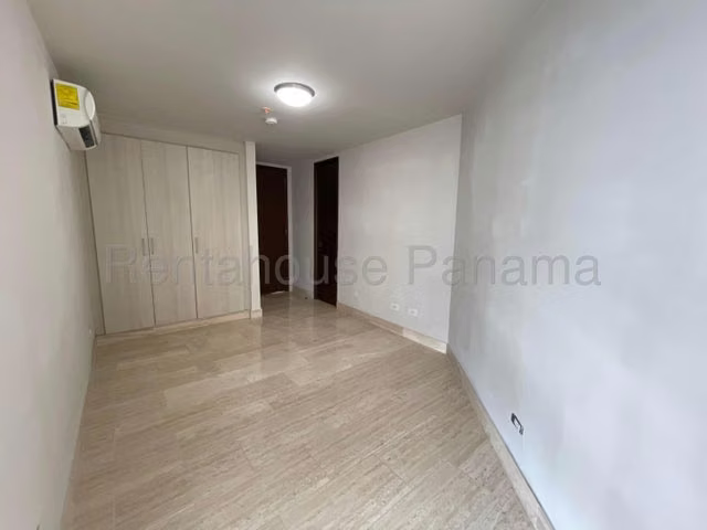 Venta Apartamento The Regent 26YCG3558