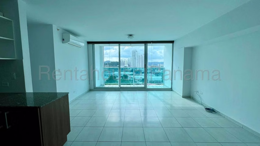 Alquiler Trinitry El Cangrejo 26YCG7041