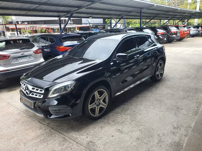 MERCEDES BENZ GLA 200 SPORT 2019