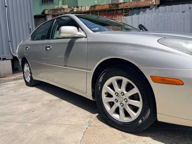 LEXUS ES300 SEDÁN 2003