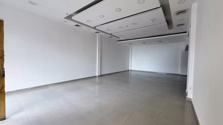 Alquiler de local comercial en San Francisco - Imagen 2