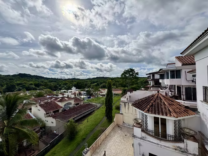 Venta Casa Dos Mares US$644 M2 – Remate Bancario