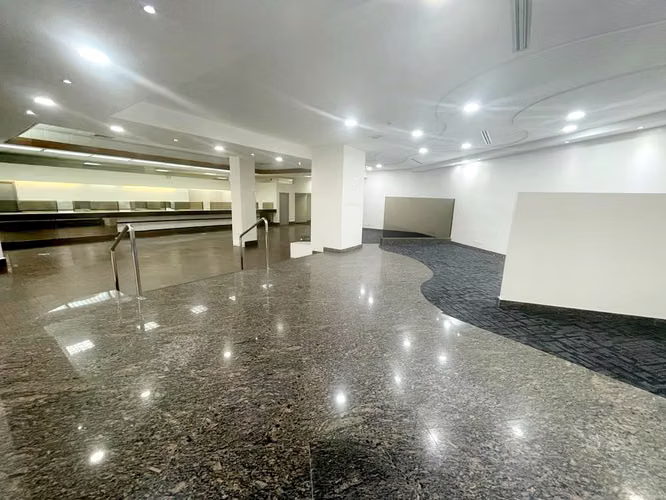 Alquiler de Local Comercial en Obarrio, Plaza Canaima, 640m2