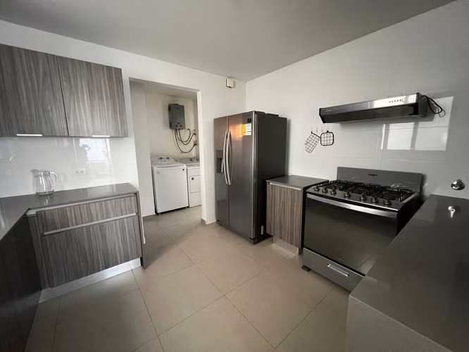 ALQUILO CASA BRISAS DEL GOLF