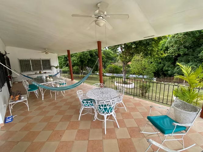 VENDO casa en Coronado