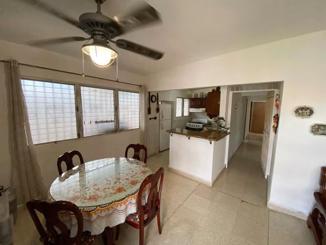 VENDO casa en Coronado