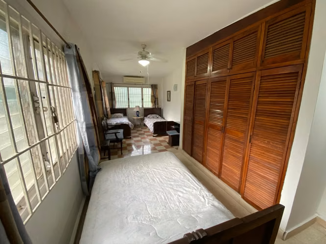 VENDO casa en Coronado