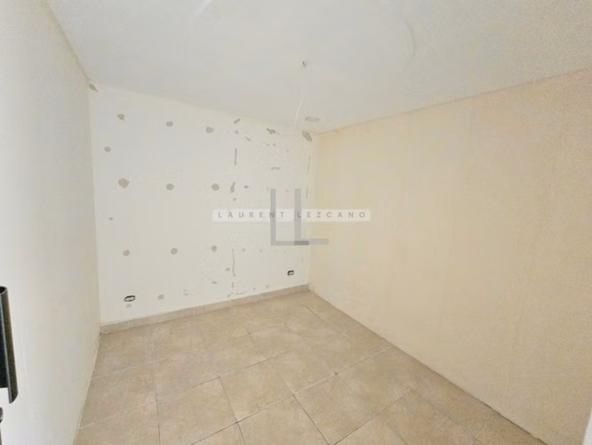 Vendo Duplex de uso Comercial en Chanis cerca de Doraditos. Haga una oferta