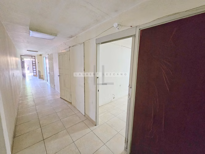 Vendo Duplex de uso Comercial en Chanis cerca de Doraditos. Haga una oferta