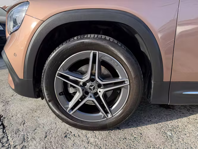 Mercedes benz Glb 200 Amg 2021