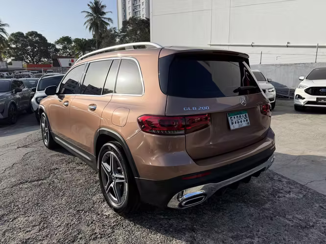 Mercedes benz Glb 200 Amg 2021