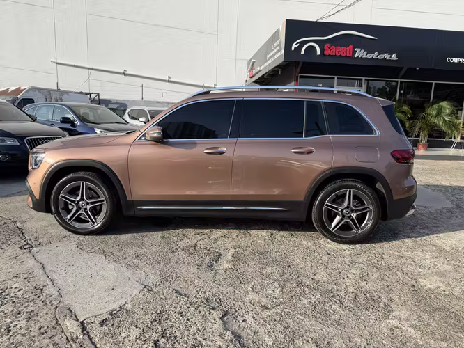 Mercedes benz Glb 200 Amg 2021
