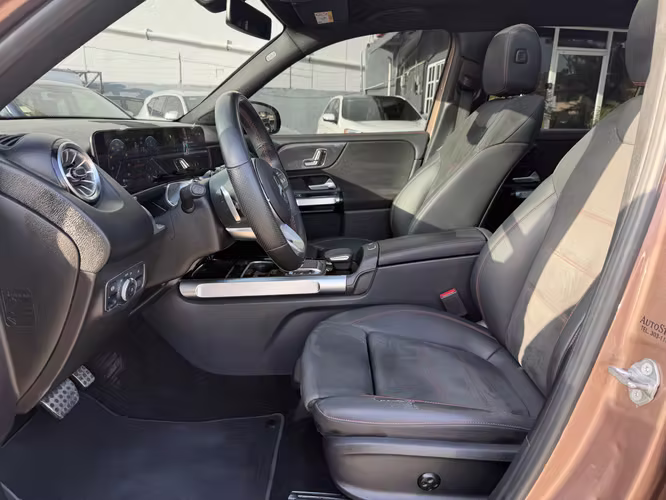 Mercedes benz Glb 200 Amg 2021