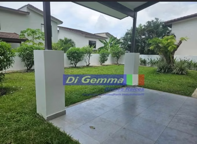 VENTA DE CASA EN PANAMÁ PACÍFICO EN PH NATIVA