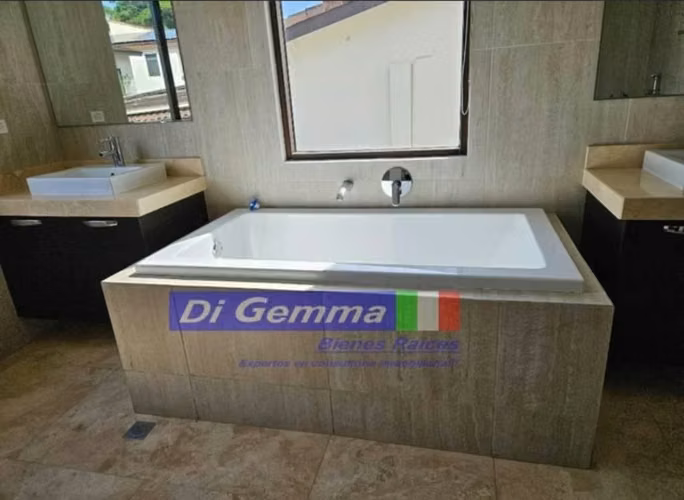 VENTA DE CASA EN PANAMÁ PACÍFICO EN PH NATIVA
