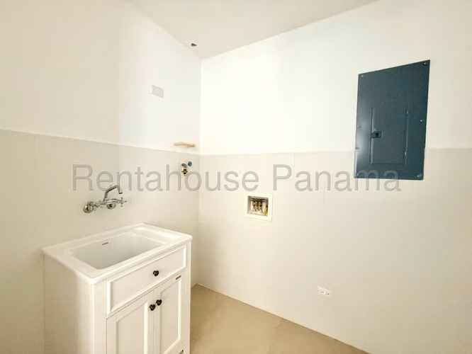 Apartamento en Venta en Altos de Panamá AFC 26-7693