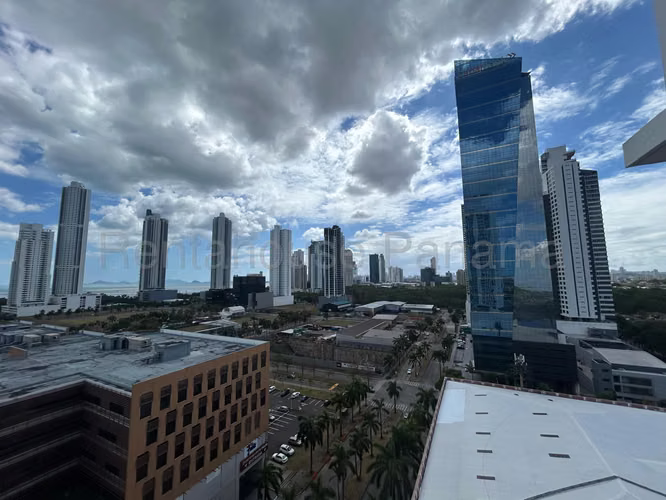 Se Vende Apartamento en Costa del Este LA26-7291