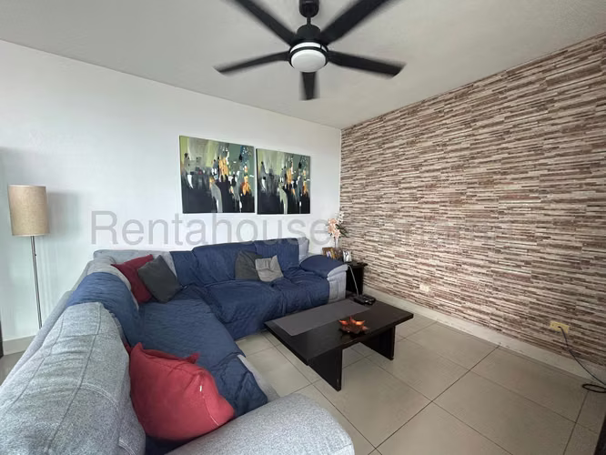 Se Vende Apartamento en Costa del Este LA26-7291