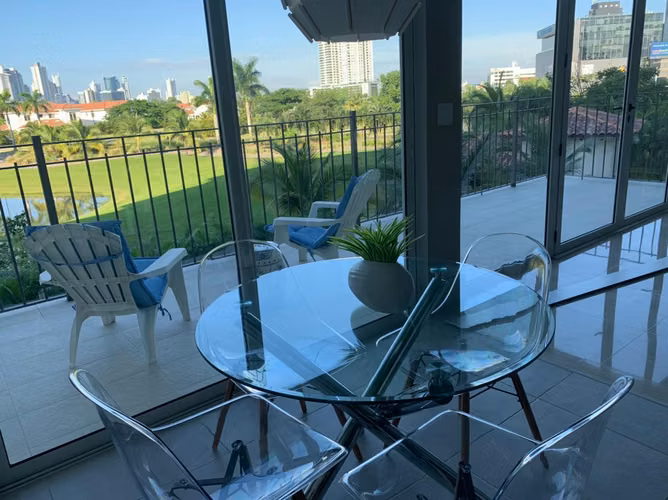 Se Vende Apartamento en Santa Maria LA25-7246