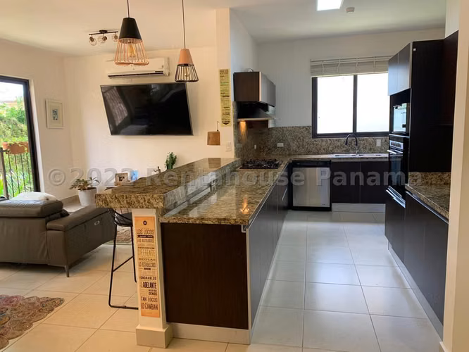 Venta de apartamento en Clayton AK