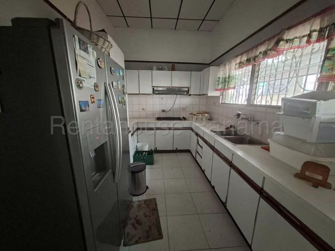 Venta de Casa en Via España, El Carmen BDP