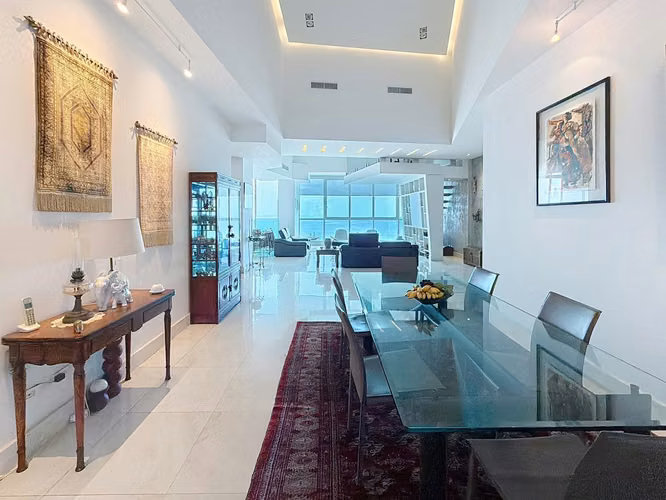 Venta de apartamento en Costa del Este PH Vitri - Piso Alto
