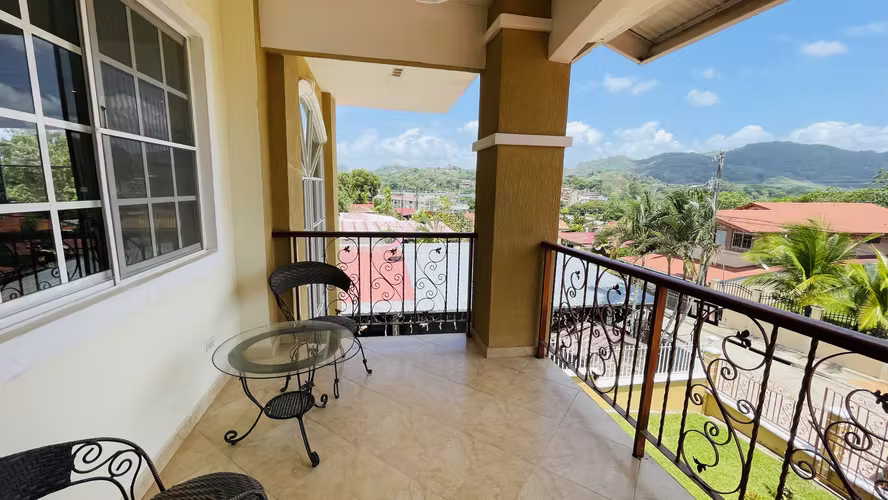Venta de casa en Las Cumbres AK