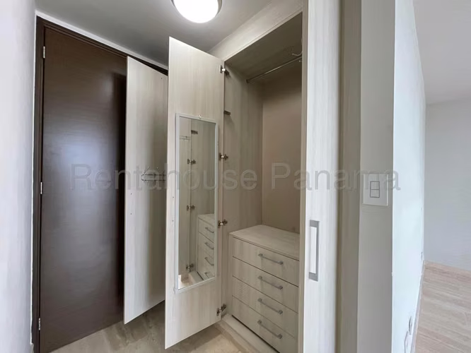 Apartamento en Venta en Costa del Este MPM 26-3558
