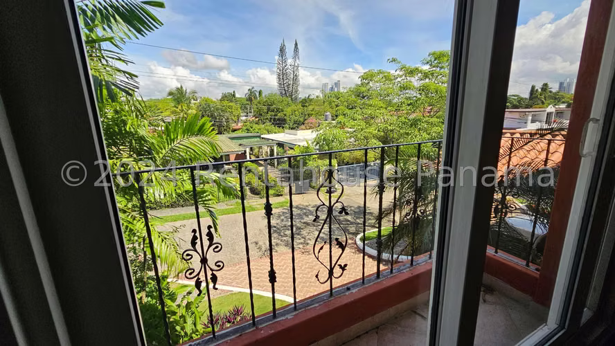 Venta de Casa en Altos del Golf Ph Casa Unifamiliar NS