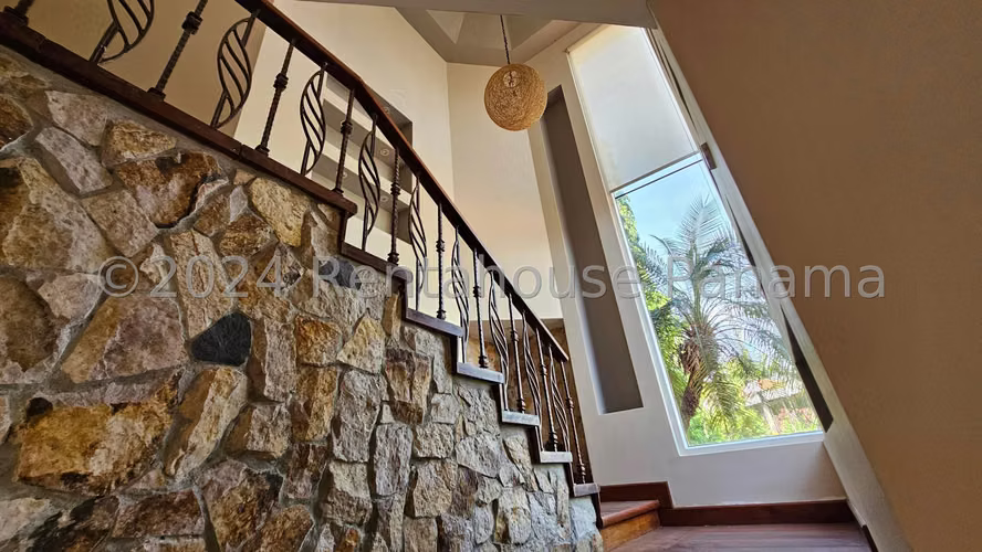 Venta de Casa en Altos del Golf Ph Casa Unifamiliar NS
