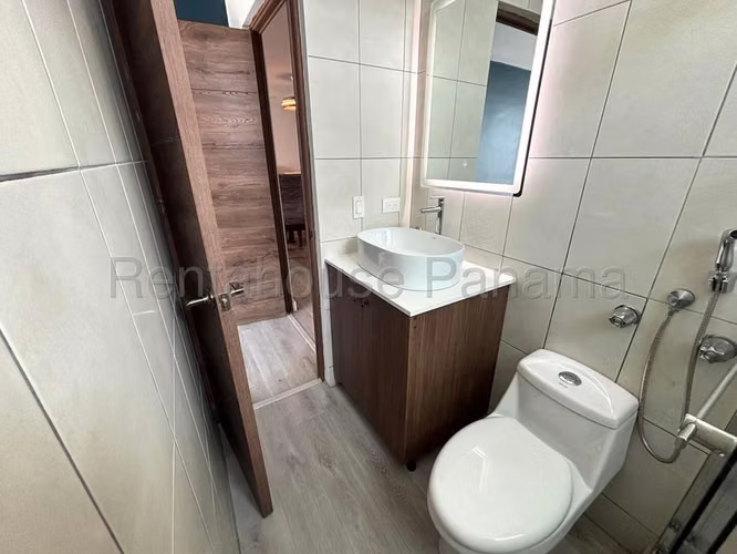 Apartamento en Venta en  Carrasquilla JG