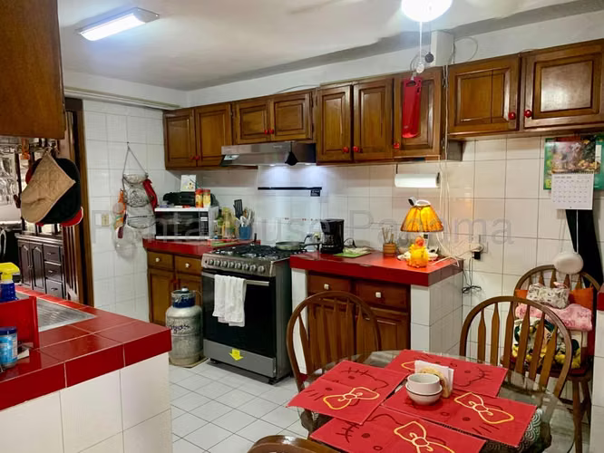 Casa en Venta en La Alameda  JG