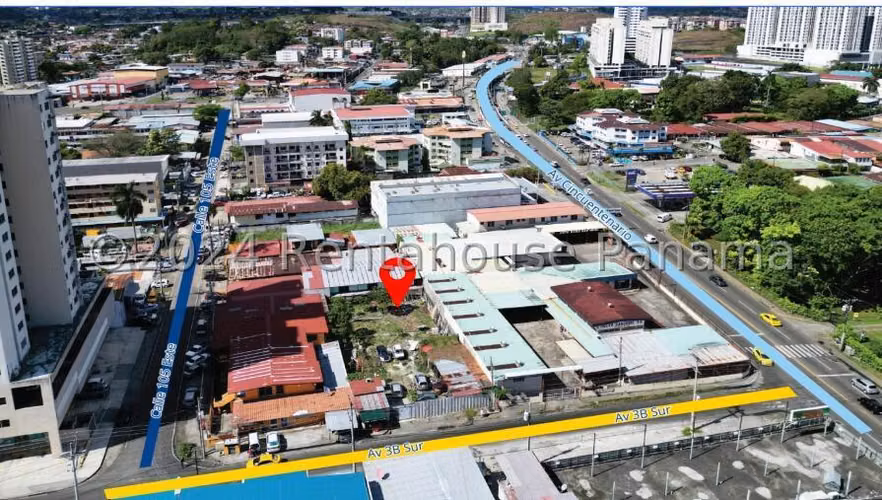 Terreno en Venta en Parque Lefevre JG